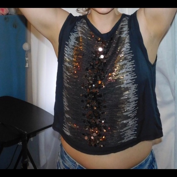 Sequin Tank - Picture 2 of 2